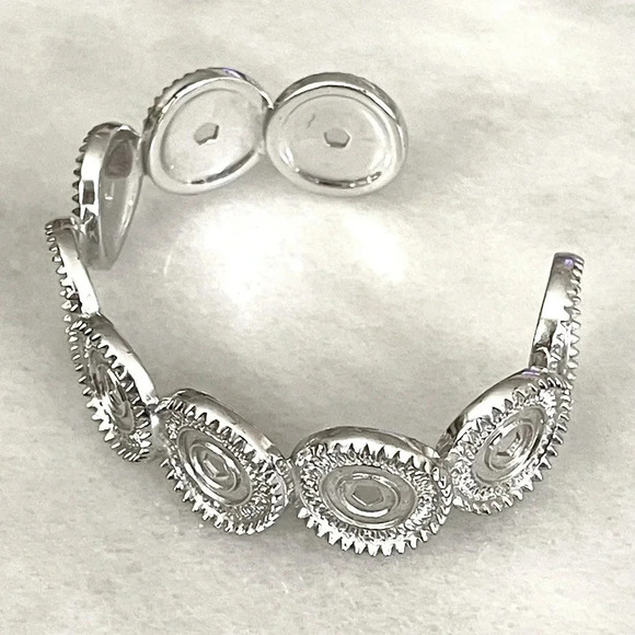 Eddie Borgo’s Medallion Cuff Bracelet​​​ - Picture 5 of 10